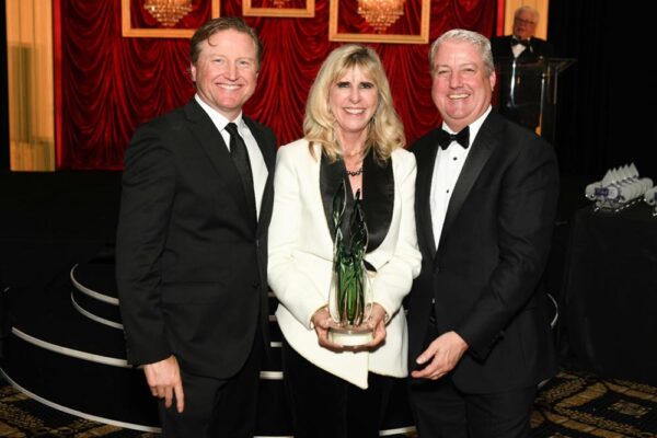 Kelley Slaught accepting the Top Alternative Investment Award at the Centaurus Leaders Conference